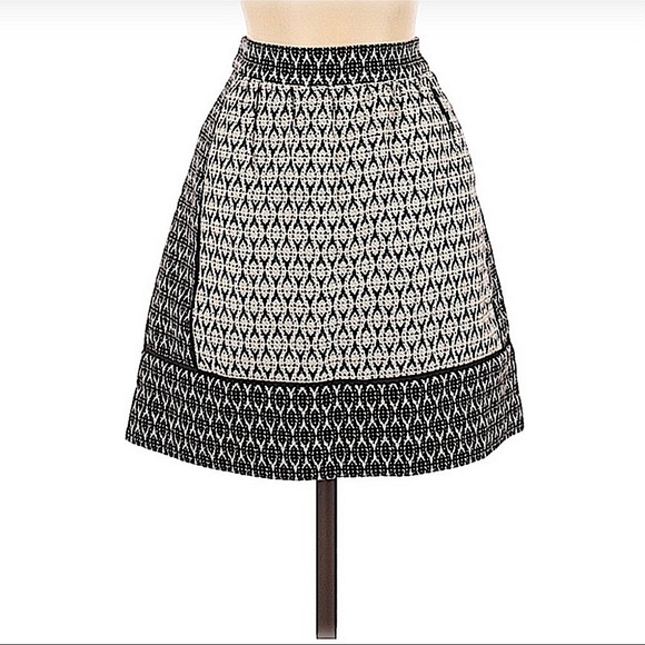 J Crew Black and Off White Jacquard Mini Skirt Size 4 - Picture 4 of 11